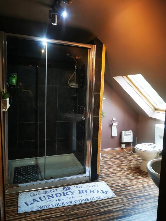 פורטלויס Self Catering Guesthouse Suite With Hot Tub Option מראה חיצוני תמונה